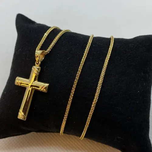 14k solid Gold Cross Necklace, Franco chain,21.5 inches,1.5mm
